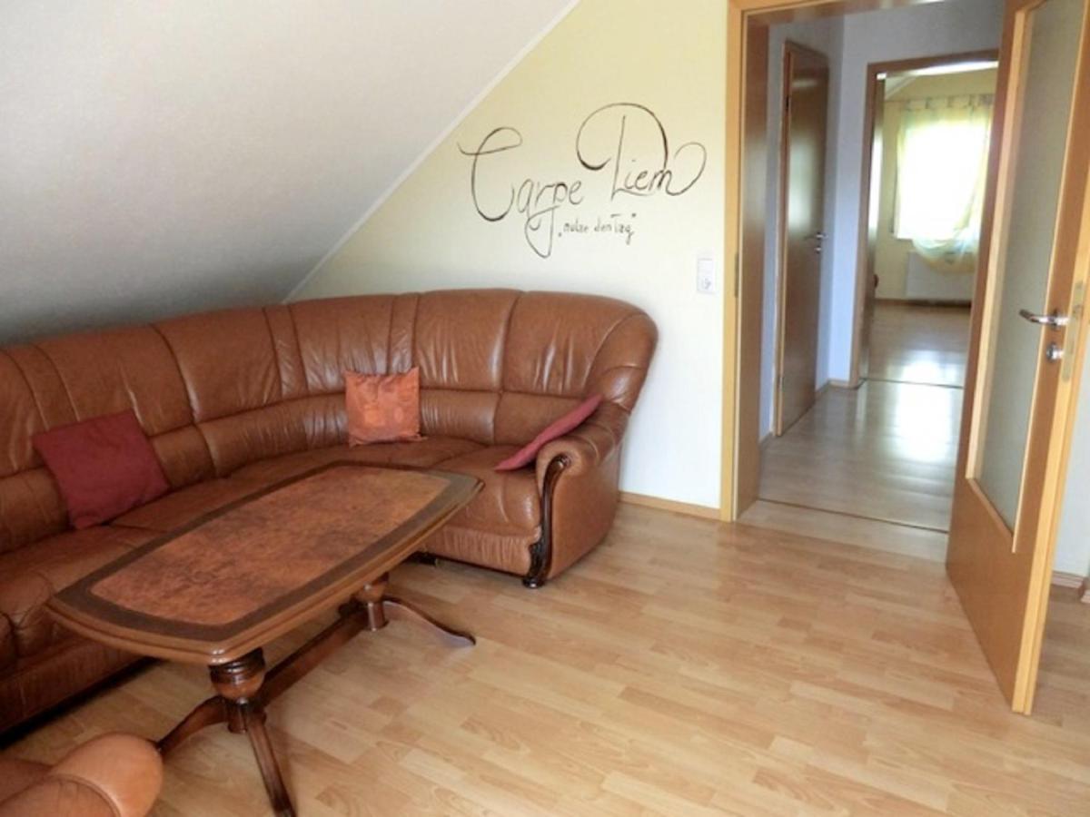 Ferienwohnung Wenz Poppenhausen Ngoại thất bức ảnh